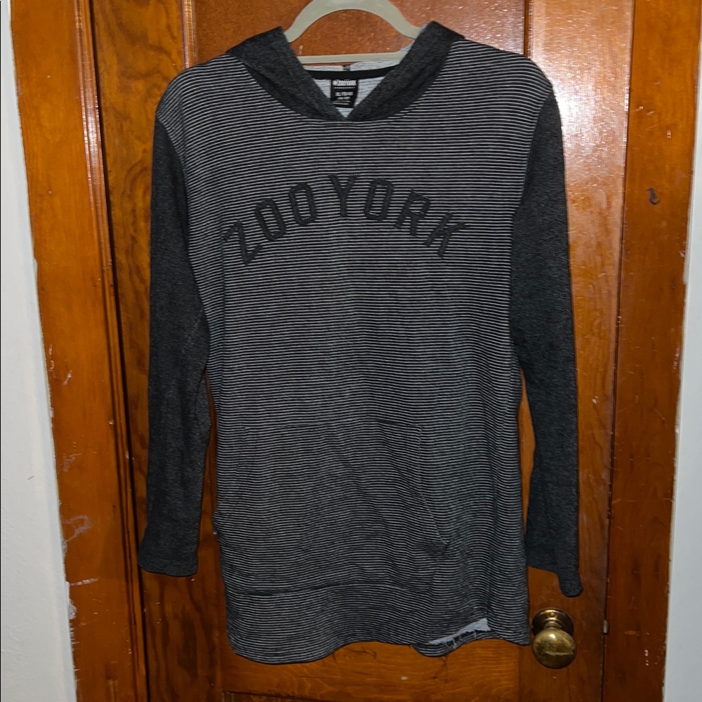 Zoo York Unbreakable Hoodie Black and Gray Stripped Youth L/XL lightweight